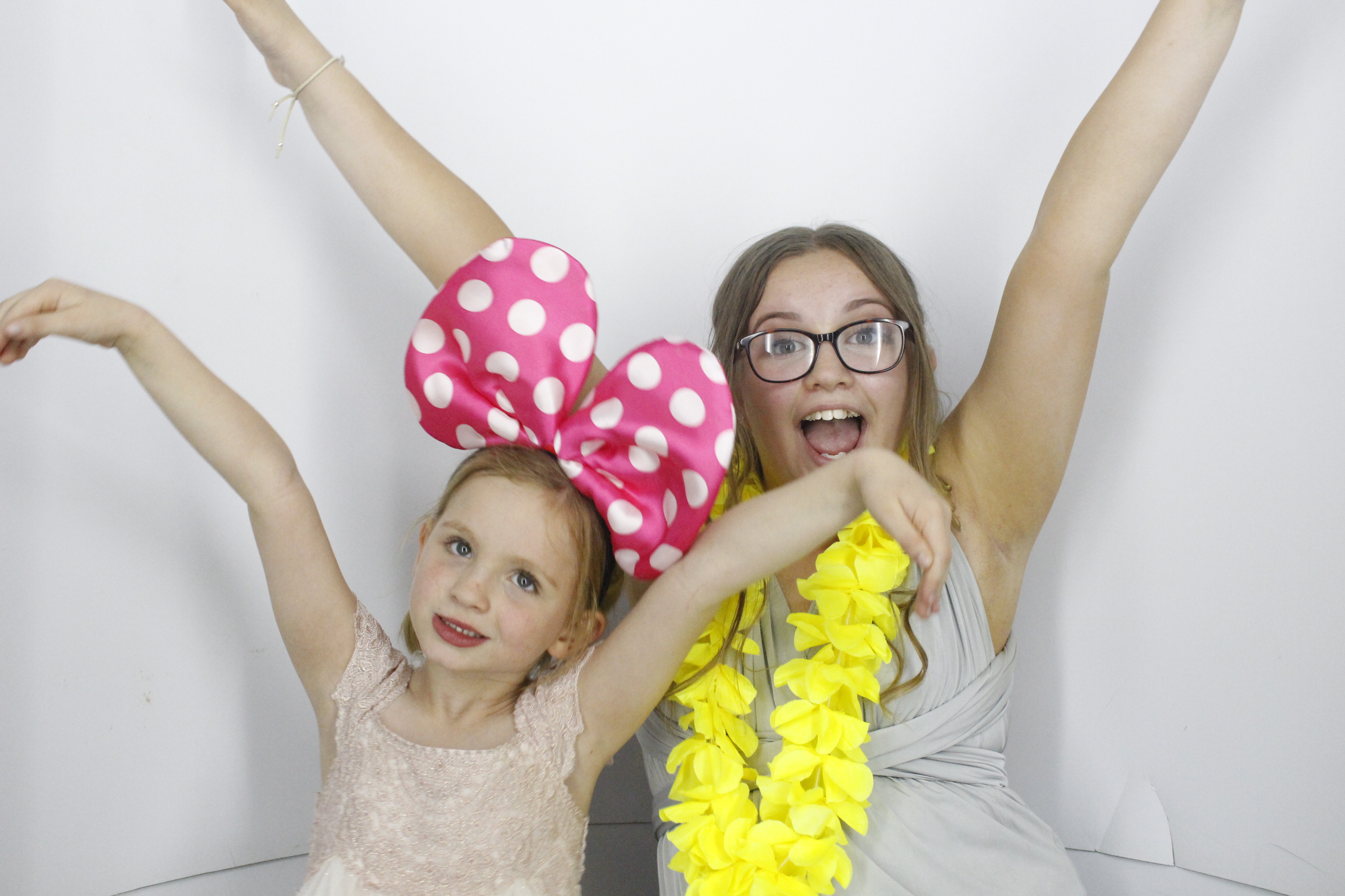 Sam & Rachel's Wedding | View more photos from the event at gallery.myphotoboothexperience.co.uk/u/MyPhotoBoothExperienceLtd/Sam-Rachels-Wedding